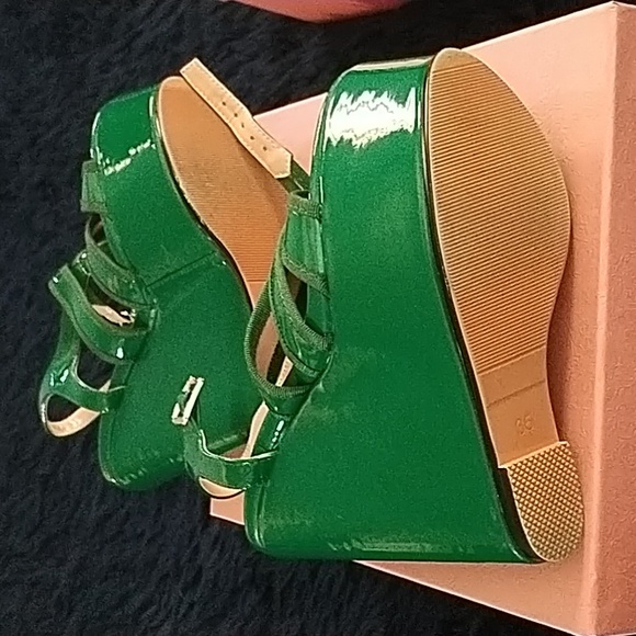 ELDOF 6 " WEDGE PLATFORM - Picture 3 of 8